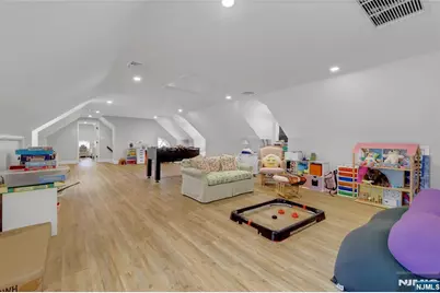 292 Maple Street, Englewood, NJ 07631 - Photo 31