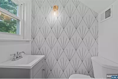 367 Highland Avenue, Orange, NJ 07050 - Photo 11