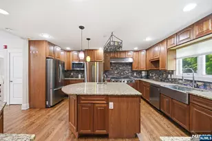 188 Doretta St, River Vale Township, NJ 07675 - Photo 13