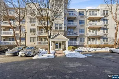 15 Freedom Way 412 #412, Jersey City, NJ 07305 - Photo 31