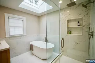 445 Pine Hill Rd, Leonia, NJ 07605 - Photo 15