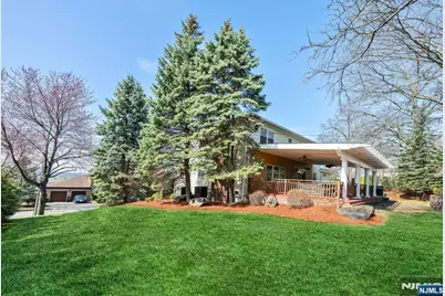 445 Pine Hill Road, Leonia, NJ 07605 - Photo 27