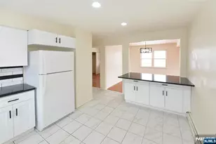 100 Eastern Wy, Rutherford, NJ 07070 - Photo 9