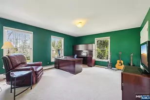 416 Devonshire Dr, Franklin Lakes, NJ 07417 - Photo 35