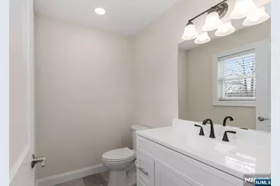 20 Zazzetti Street 3 #3, Waldwick, NJ 07463 - Photo 7