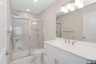 20 Zazzetti Street 3, Waldwick, NJ 07463 - Photo 11