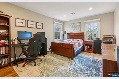 46 Van Blarcom Lane, Wyckoff Township, NJ 07481 - Photo 23