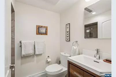 46 Van Blarcom Lane, Wyckoff Township, NJ 07481 - Photo 25