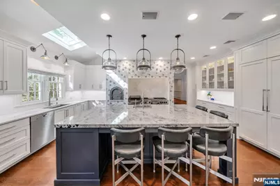 211 Highwood Avenue, Tenafly, NJ 07670 - Photo 11