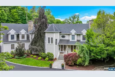 211 Highwood Avenue, Tenafly, NJ 07670 - Photo 43