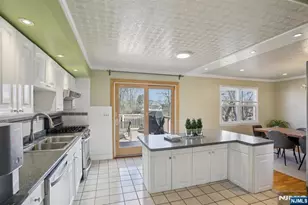 600 Martin Ave, Oradell, NJ 07649 - Photo 11