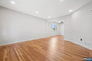 100 Cortland Pl, Tenafly, NJ 07670 - Photo 7