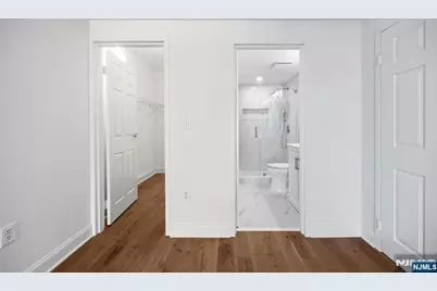 2 Constitution Court 1001 #1001, Hoboken, NJ 07030 - Photo 17