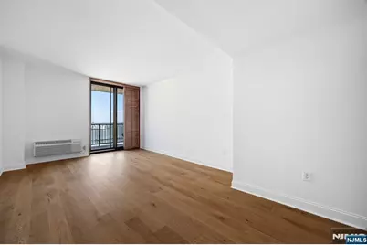 2 Constitution Court 1001 #1001, Hoboken, NJ 07030 - Photo 11