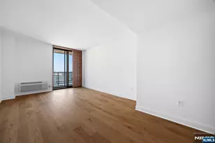 2 Constitution Ct 1001, Hoboken, NJ 07030 - Photo 11