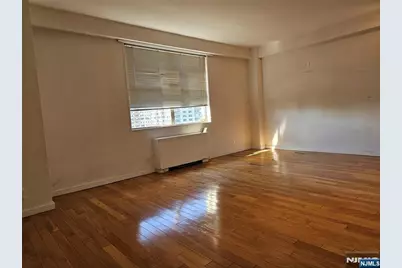 2077 Center Avenue 17D #17D, Fort Lee, NJ 07024 - Photo 19