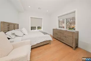 66 Knollwood Dr, Paramus, NJ 07652 - Photo 19