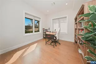 66 Knollwood Dr, Paramus, NJ 07652 - Photo 21