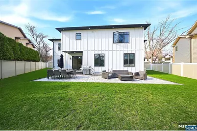 66 Knollwood Drive, Paramus, NJ 07652 - Photo 31