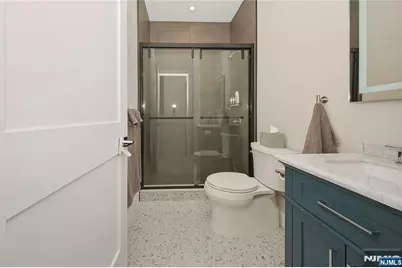 66 Knollwood Drive, Paramus, NJ 07652 - Photo 23