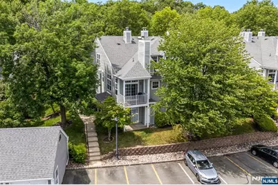1306 Paddington Road 1306 #1306, Mahwah, NJ 07430 - Photo 5