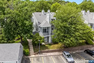 1306 Paddington Road 1306, Mahwah, NJ 07430 - Photo 5