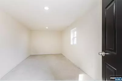 43 Pleasant Way, Montclair, NJ 07042 - Photo 25