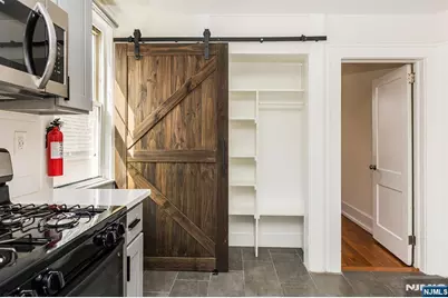 43 Pleasant Way, Montclair, NJ 07042 - Photo 9