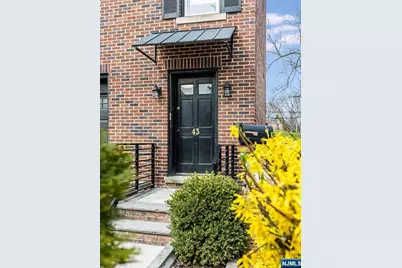 43 Pleasant Way, Montclair, NJ 07042 - Photo 3