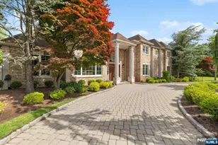 27 Roberts Rd, Englewood Cliffs, NJ 07632 - Photo 3