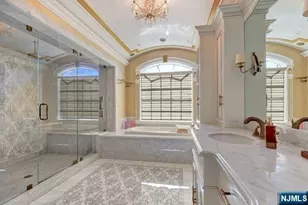 27 Roberts Rd, Englewood Cliffs, NJ 07632 - Photo 15