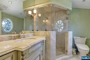 27 Roberts Rd, Englewood Cliffs, NJ 07632 - Photo 17