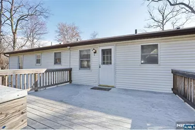 116 Hillside Avenue, Midland Park, NJ 07432 - Photo 11