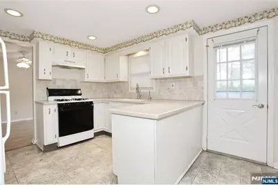 116 Hillside Avenue, Midland Park, NJ 07432 - Photo 27