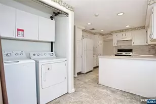 116 Hillside Ave, Midland Park, NJ 07432 - Photo 29