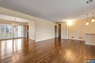 833 Koman Dr, Paramus, NJ 07652 - Photo 7