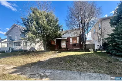 248 Rudolph Avenue, Elmwood Park, NJ 07407 - Photo 1