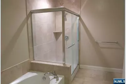 116 The Promenade 116 #116, Edgewater, NJ 07020 - Photo 13