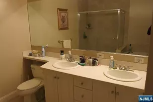 116 The Promenade 116, Edgewater, NJ 07020 - Photo 15