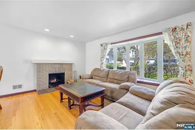 11 Sunset Road, Demarest, NJ 07627 - Photo 7