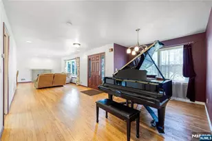 11 Sunset Rd, Demarest, NJ 07627 - Photo 9