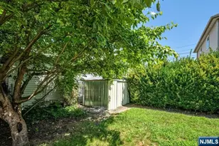 21-15 Exeter, Fair Lawn, NJ 07410 - Photo 37