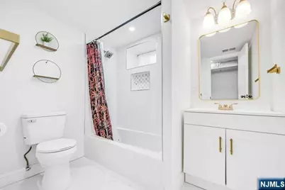 21-15 Exeter, Fair Lawn, NJ 07410 - Photo 33