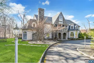 9 Cameron Road, Saddle River, NJ 07458 - Photo 1
