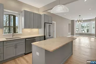 49 Park Ave 1, Madison, NJ 07940 - Photo 3