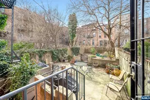 189 Christopher Columbus Dr 1, Jersey City, NJ 07302 - Photo 13