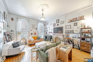 189 Christopher Columbus Dr 1, Jersey City, NJ 07302 - Photo 5