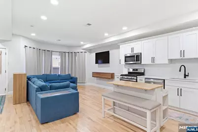 204 19th Avenue, Irvington, NJ 07111 - Photo 3