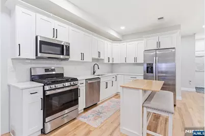 204 19th Avenue, Irvington, NJ 07111 - Photo 5