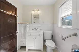 54 Pomander Walk, Ridgewood, NJ 07450 - Photo 15